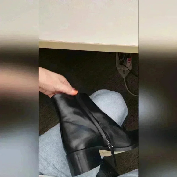 NWB Theory Black Slit Boots Gloss Calf Sz 41 (US 10) - Picture 4 of 5